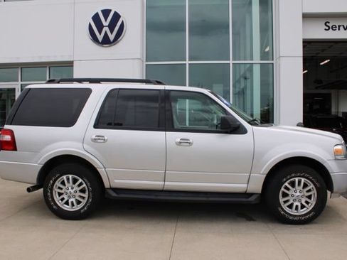 Used 2011 Ford Expedition XLT AWD/4WD image 5