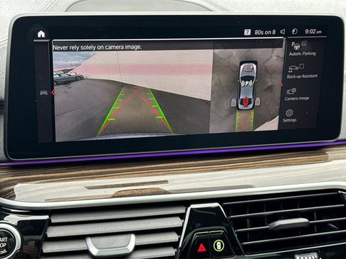 Used 2022 BMW M550i xDrive w/ Executive Package image 24