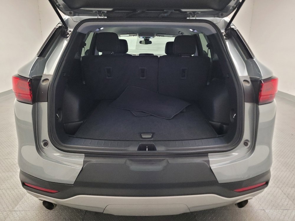 Used 2025 Chevrolet Blazer LT FWD image 29