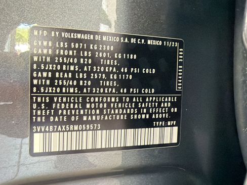 Used 2024 Volkswagen Tiguan SEL R-Line image 20