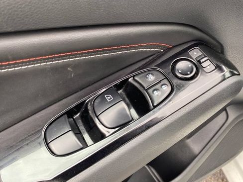 Used 2023 Nissan Altima 2.5 SR AWD/4WD image 18