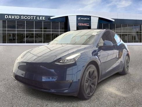 Used 2023 Tesla Model Y Long Range AWD/4WD image 4