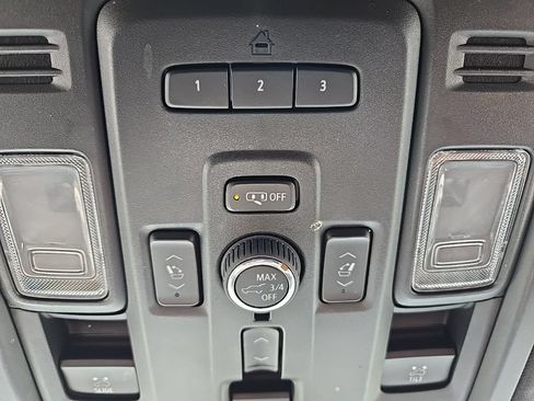 Used 2023 GMC Yukon Denali Ultimate w/ LPO, Floor Liner Package AWD/4WD image 51