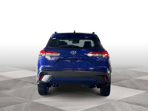 Used 2025 Toyota Corolla Cross LE FWD image 7