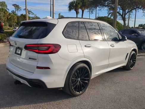 Used 2021 BMW X5 M50i w/ Premium Package image 5