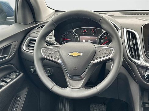 Used 2024 Chevrolet Equinox Premier image 6