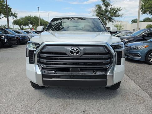 Used 2025 Toyota Tundra Limited AWD/4WD image 2