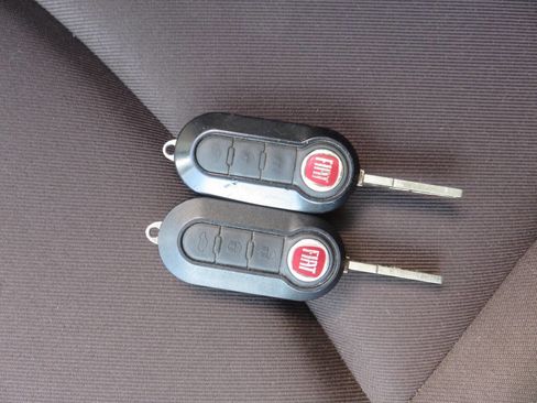 Used 2012 FIAT 500 Pop image 31