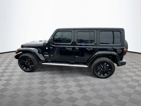Used 2023 Jeep Wrangler Unlimited Sahara w/ Cold Weather Group image 9