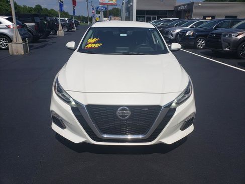 Used 2021 Nissan Altima 2.5 SV AWD/4WD image 2