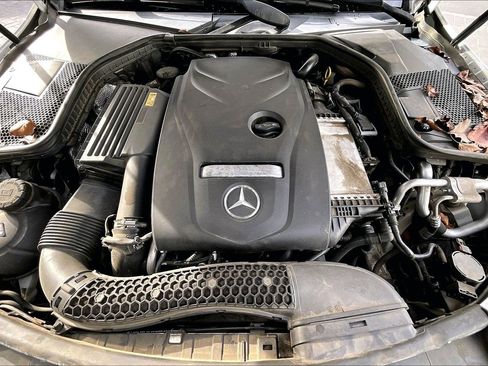 Used 2016 Mercedes-Benz C 300 4MATIC Sedan image 9