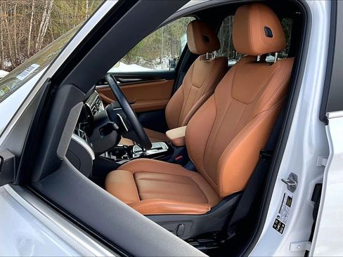 Used 2024 BMW X3 xDrive30i w/ Premium Package image 8