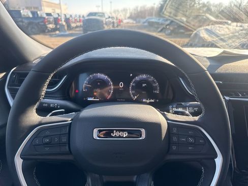 New 2026 Jeep Grand Cherokee Laredo X AWD/4WD image 21