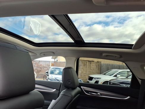 Used 2019 Cadillac XT5 Luxury image 18