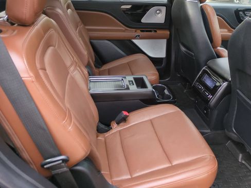 Used 2022 Lincoln Aviator Reserve w/ Equipment Group 201A AWD/4WD image 21
