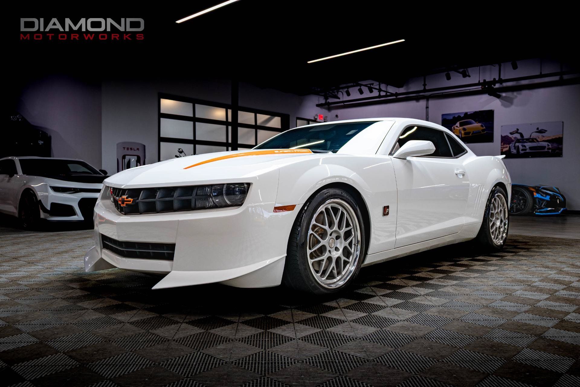 Used 2010 Chevrolet Camaro SS w/ LPO, Ground Effects Package RWD image 10