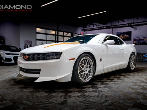 Used 2010 Chevrolet Camaro SS w/ LPO, Ground Effects Package image 10