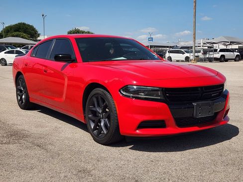 Used 2023 Dodge Charger SXT w/ Blacktop Package RWD image 3