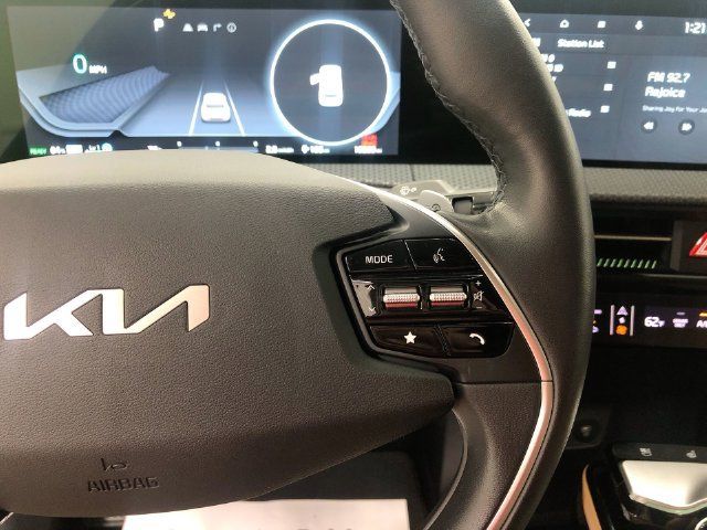 Used 2023 Kia EV6 GT-Line AWD/4WD image 32