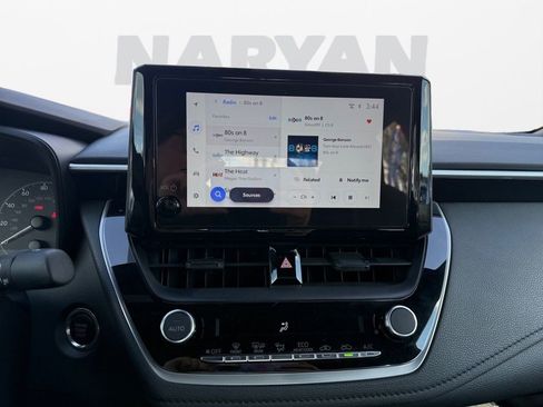 Used 2025 Toyota Corolla SE image 16