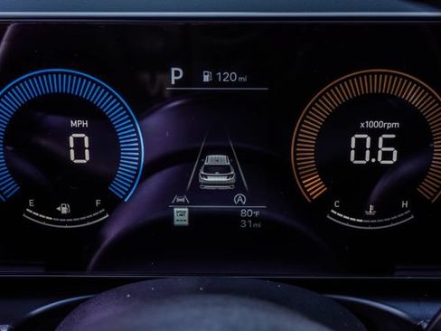 Certified 2025 Hyundai Tucson SEL FWD image 38