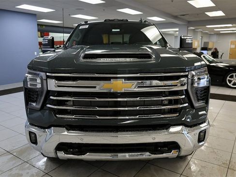 New 2026 Chevrolet Silverado 2500 LTZ w/ LTZ Premium Package image 10