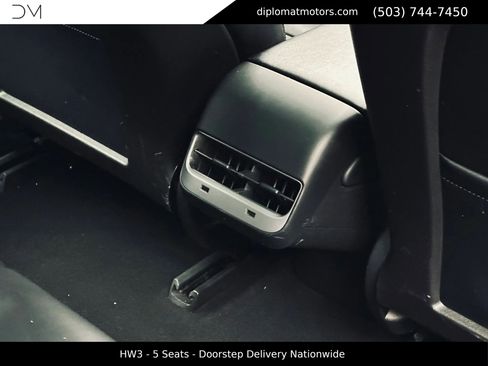 Used 2018 Tesla Model 3 Long Range image 22