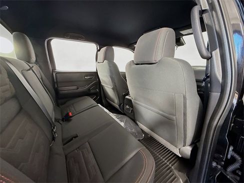 Certified 2022 Nissan Frontier PRO-4X image 29