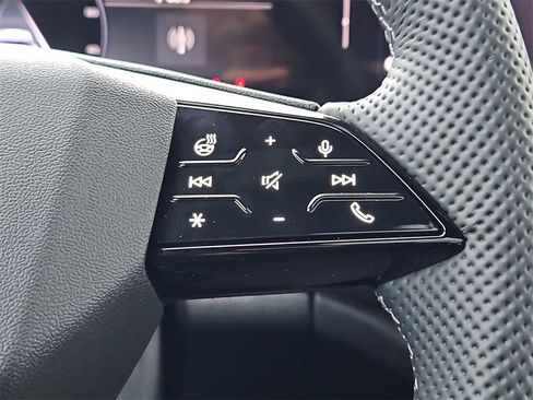 New 2025 Audi SQ5 Premium Plus image 19