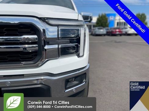 Used 2025 Ford F150 Lariat w/ FX4 Off-Road Package image 7