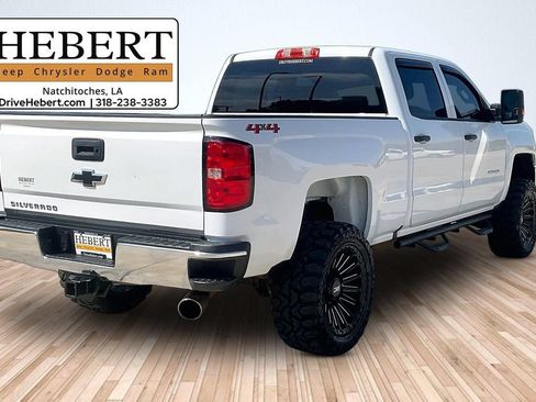Used 2019 Chevrolet Silverado 2500 W/T w/ WT Convenience Package AWD/4WD image 10