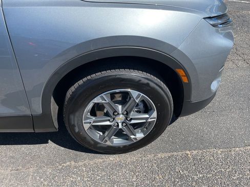 Used 2025 Chevrolet Blazer LT image 10