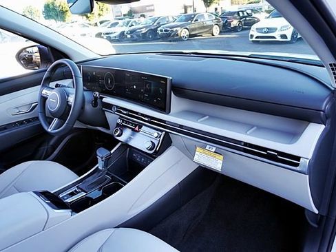New 2026 Hyundai Tucson SEL image 11