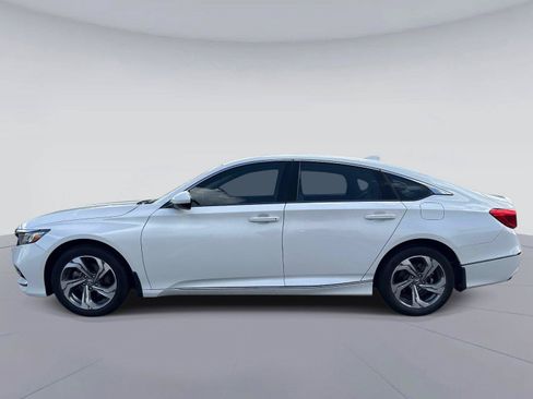 Used 2020 Honda Accord EX image 7