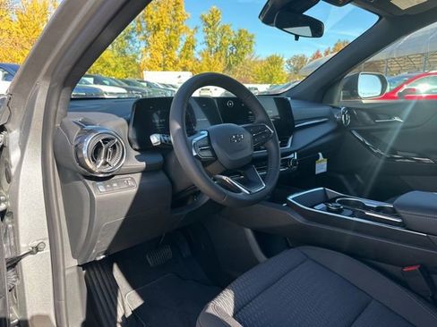 New 2026 Chevrolet Equinox LT w/ Midnight Edition image 13