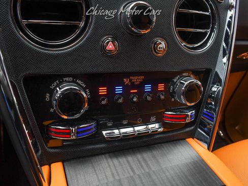 Used 2023 Rolls-Royce Cullinan image 18