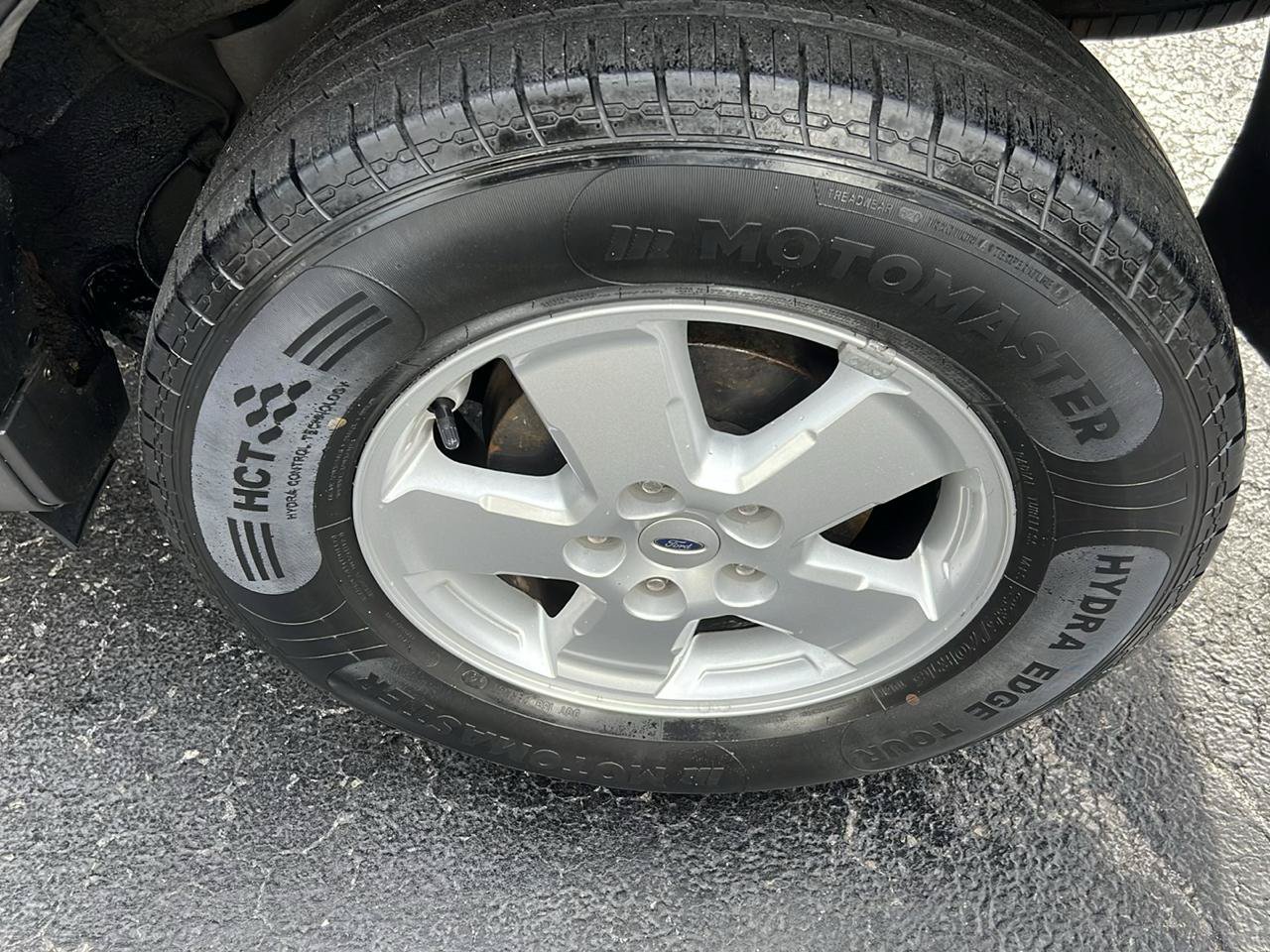 Used 2011 Ford Escape XLT w/ Canadian Winter Pkg FWD image 22