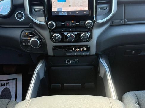 Used 2025 RAM 1500 Big Horn AWD/4WD image 10