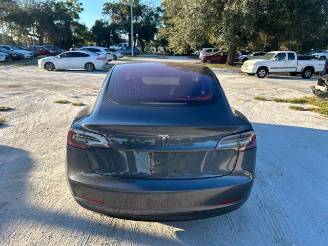 Used 2018 Tesla Model 3 Mid Range RWD image 17