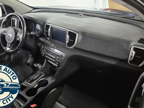 Used 2017 Kia Sportage EX w/ EX Technology Package FWD image 37