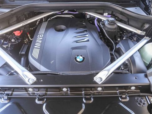 Used 2026 BMW X5 sDrive40i w/ M Sport Package RWD image 23