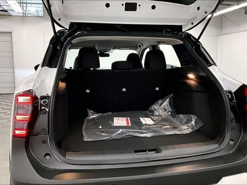 New 2026 Nissan Kicks SV w/ Cold Weather Package AWD/4WD image 40