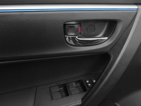 Used 2016 Toyota Corolla S Premium image 20