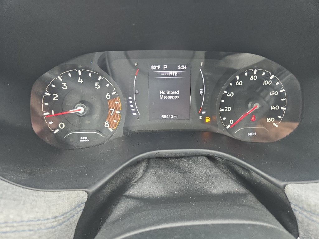Used 2022 Jeep Compass Latitude FWD image 35