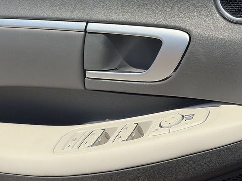 Certified 2024 Hyundai Sonata SEL w/ Convenience Package FWD image 20