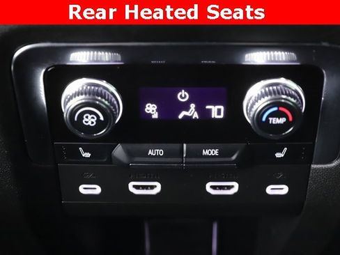 Used 2023 GMC Yukon Denali image 31