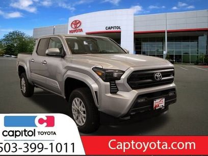 New 2025 Toyota Tacoma SR5