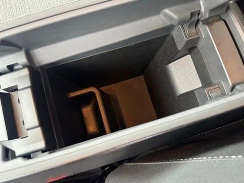 Used 2022 Nissan Rogue SV image 20