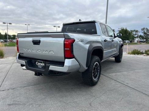 Used 2024 Toyota Tacoma TRD Off-Road AWD/4WD image 7