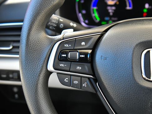 Used 2021 Honda Accord Hybrid image 30